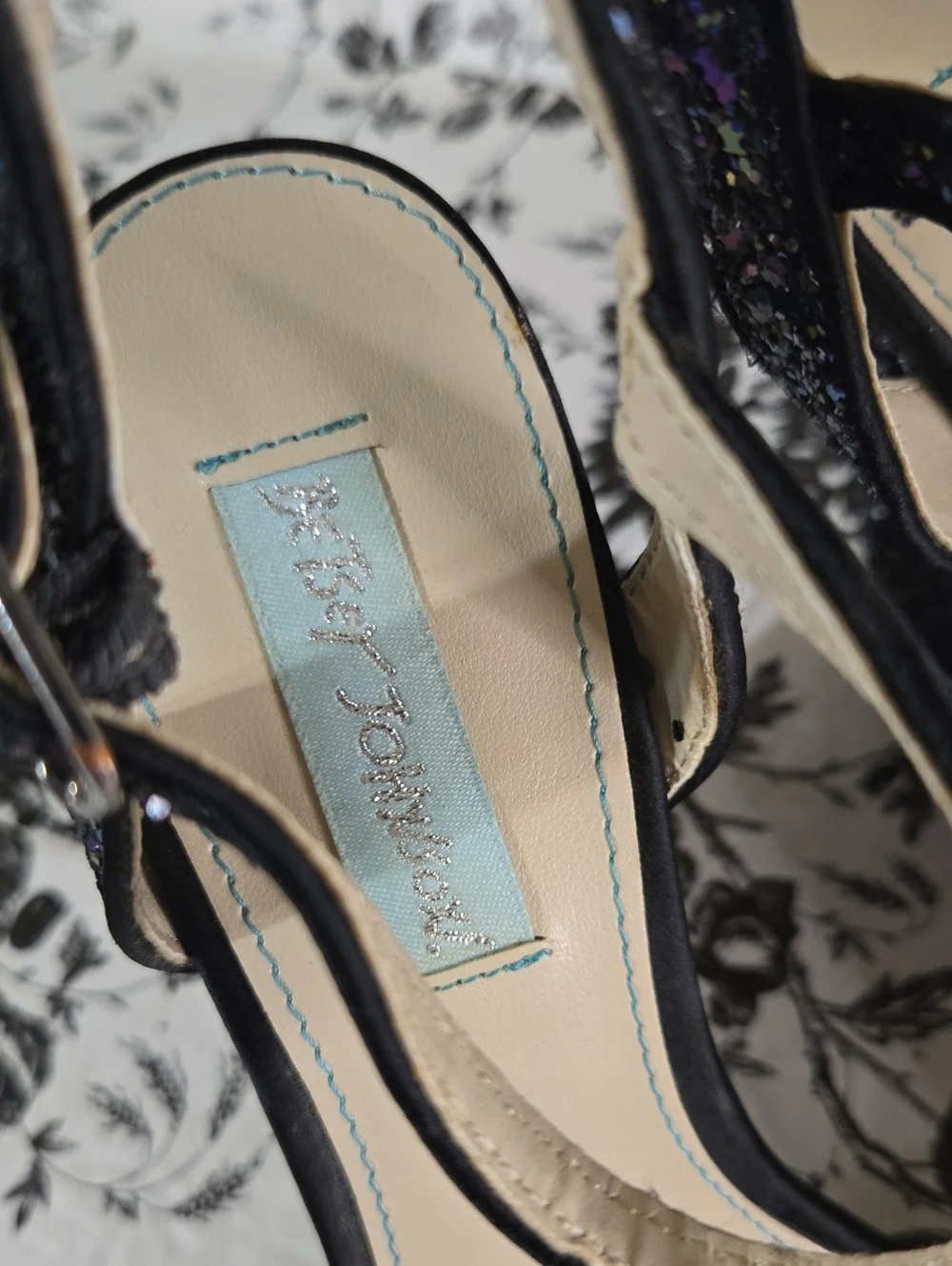 Betsey Johnson Black and Purple Glitter Slingback Heels B114